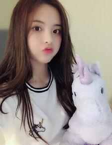 娱乐吃瓜酱女生第六感,娱乐吃瓜酱女生如何洞察娱乐圈风云